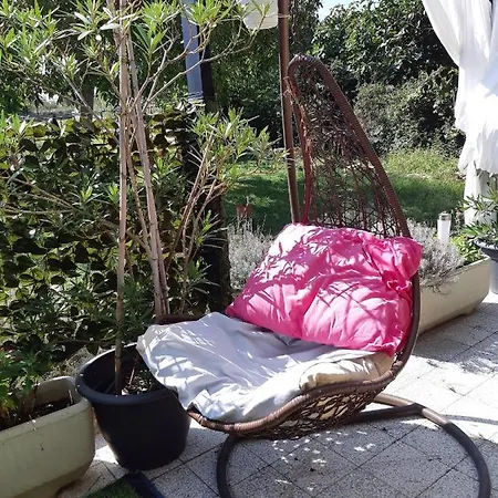 2+1 With Jacuzzi,near Centar Of