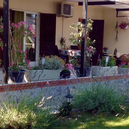 2+1 With Jacuzzi,near Centar Of *